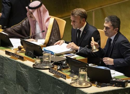 В Израиле представили ноутбук будущего: он без дисплея, но с AR-гарнитурой