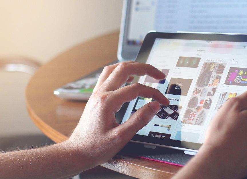 «Яндекс» будет выпускать собственную компьютерную технику под брендом Lunnen