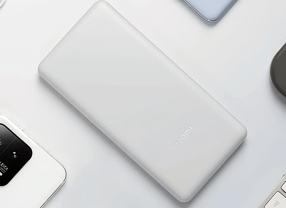 Xiaomi представила карманный пауэрбанк на 10 000 мА·ч со встроенным кабелем