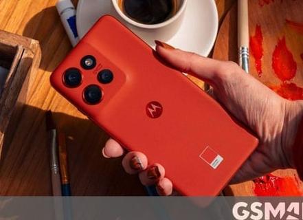 Представлен смартфон Motorola Edge 40 с отделкой из искусственной кожи